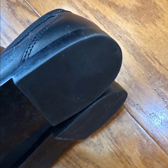 Zara Black Loafers with Gold Detailing - Picture 4 of 7